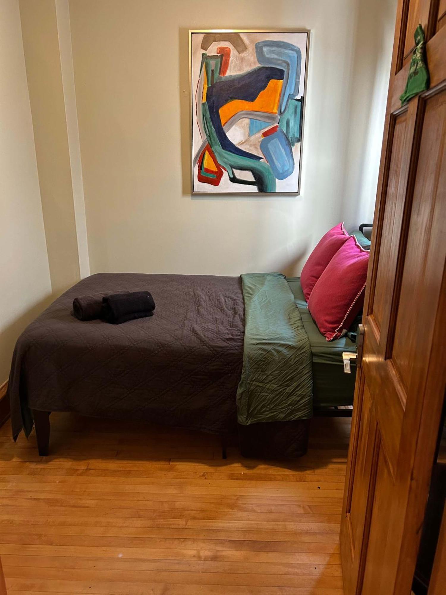 Green Room In Dorothys Bnb Chicago Ngoại thất bức ảnh